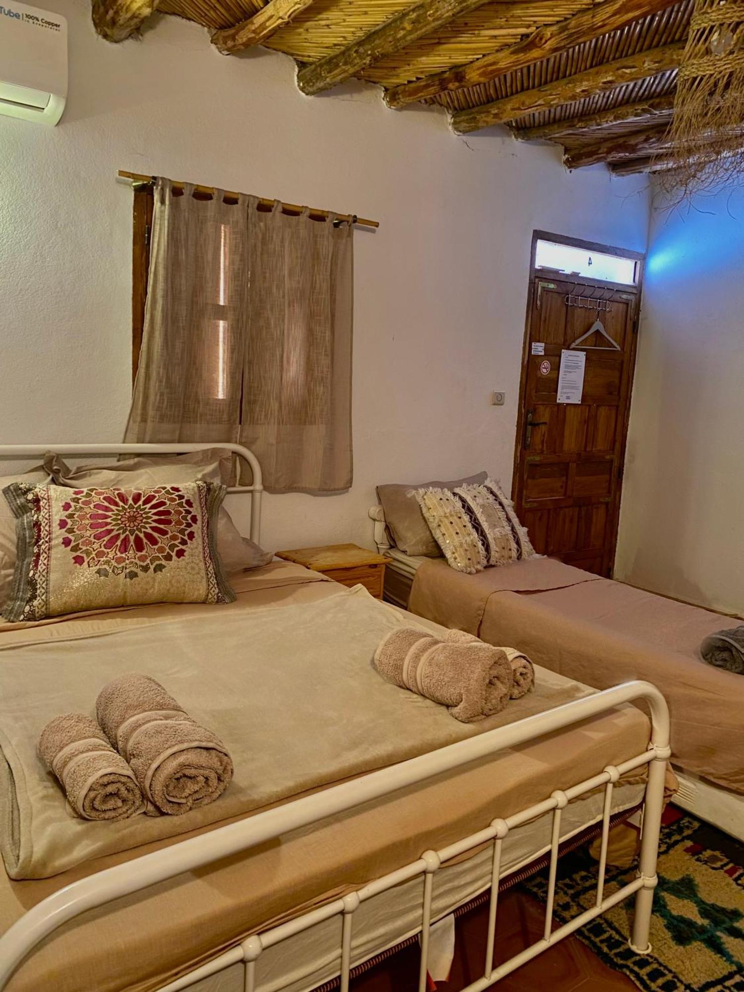 Ksar Montana Hotel, Chambres Piscine Taforhalt Exteriör bild